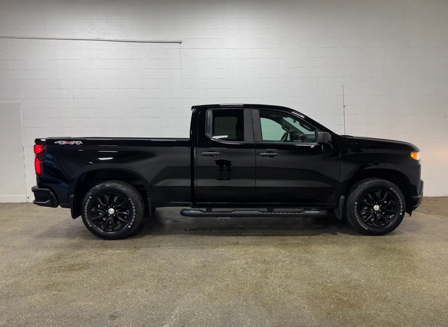 chevrolet silverado 1500 2021 1GCRYBEF7MZ120730 image chevrolet silverado 1500 2021 1GCRYBEF7MZ120730 image